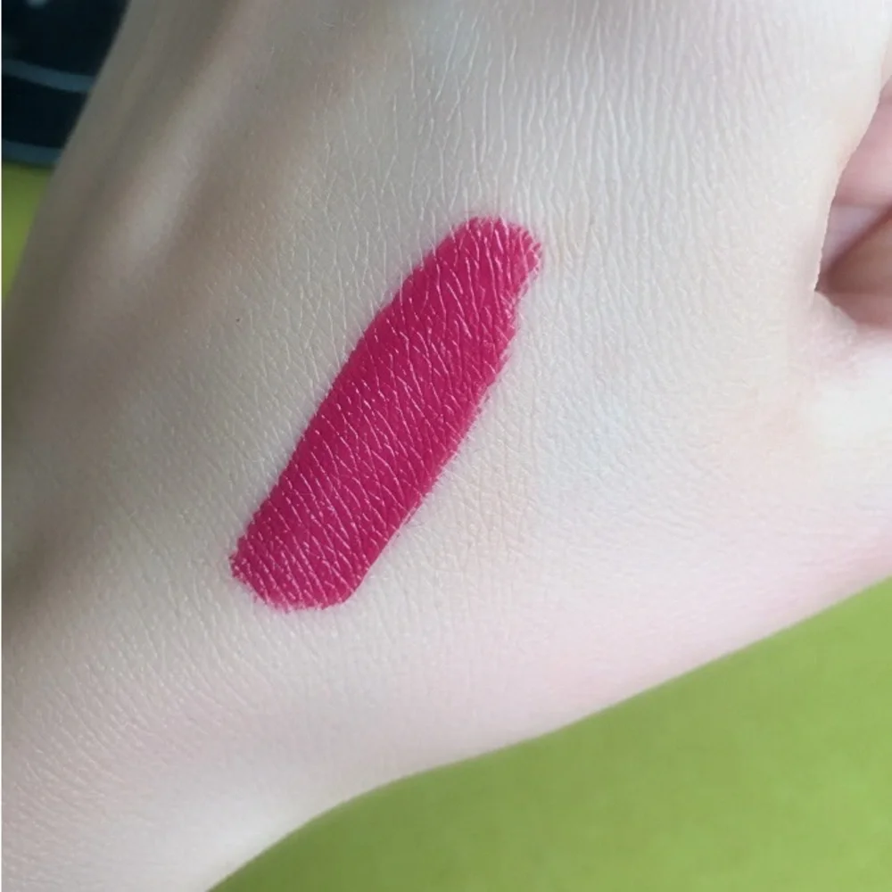 Clinique Pop Liquid Matte Lip Colour + Primer in Sweetheart Pop